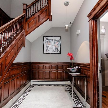 A Stylish Stay W/ A Queen Bed, Heated Floors.. #14 Brookline Exterior photo